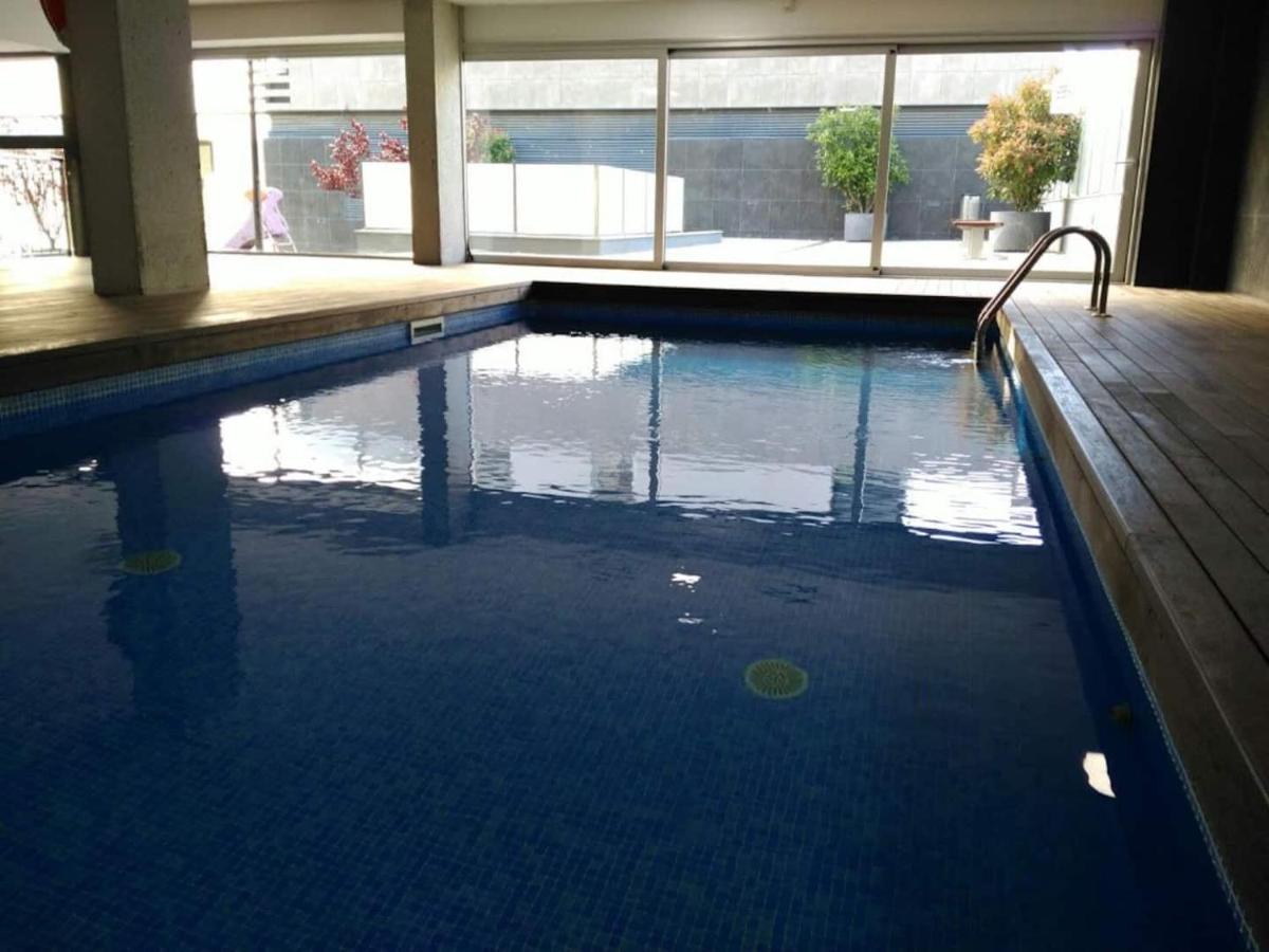Stylish Flat, 2 Bathrooms And Swimming Pool, Next To The Beach! Sant Adria de Besos Ngoại thất bức ảnh
